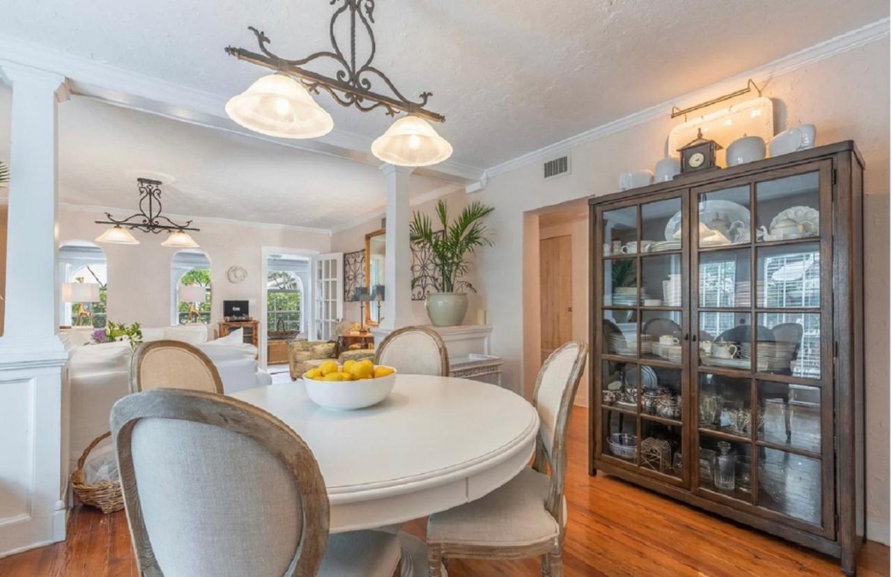 Tropical Designer House In Heart Of Antique Row Wpb Villa West Palm Beach Exterior photo